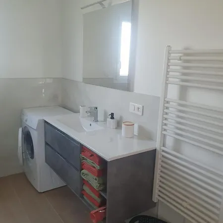 Abeille Semesterbostad