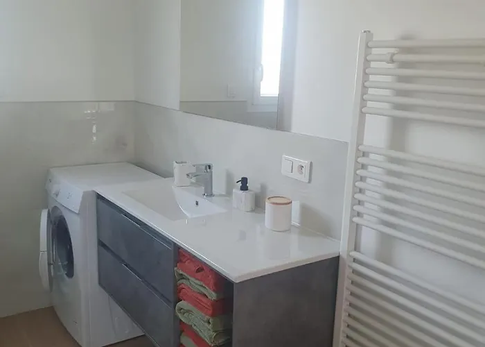 Abeille Semesterbostad